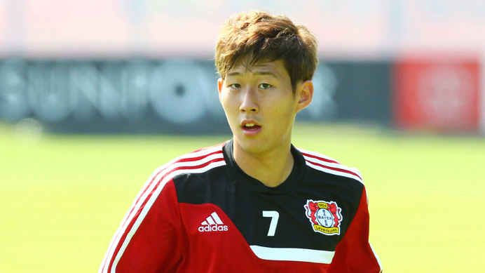 Spurs Resmi Datangkan Son Heung-Min