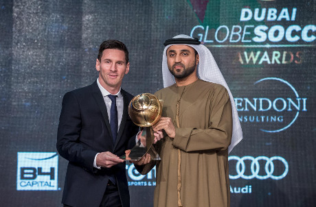 Messi Raih Gelar Globe Soccer Awards